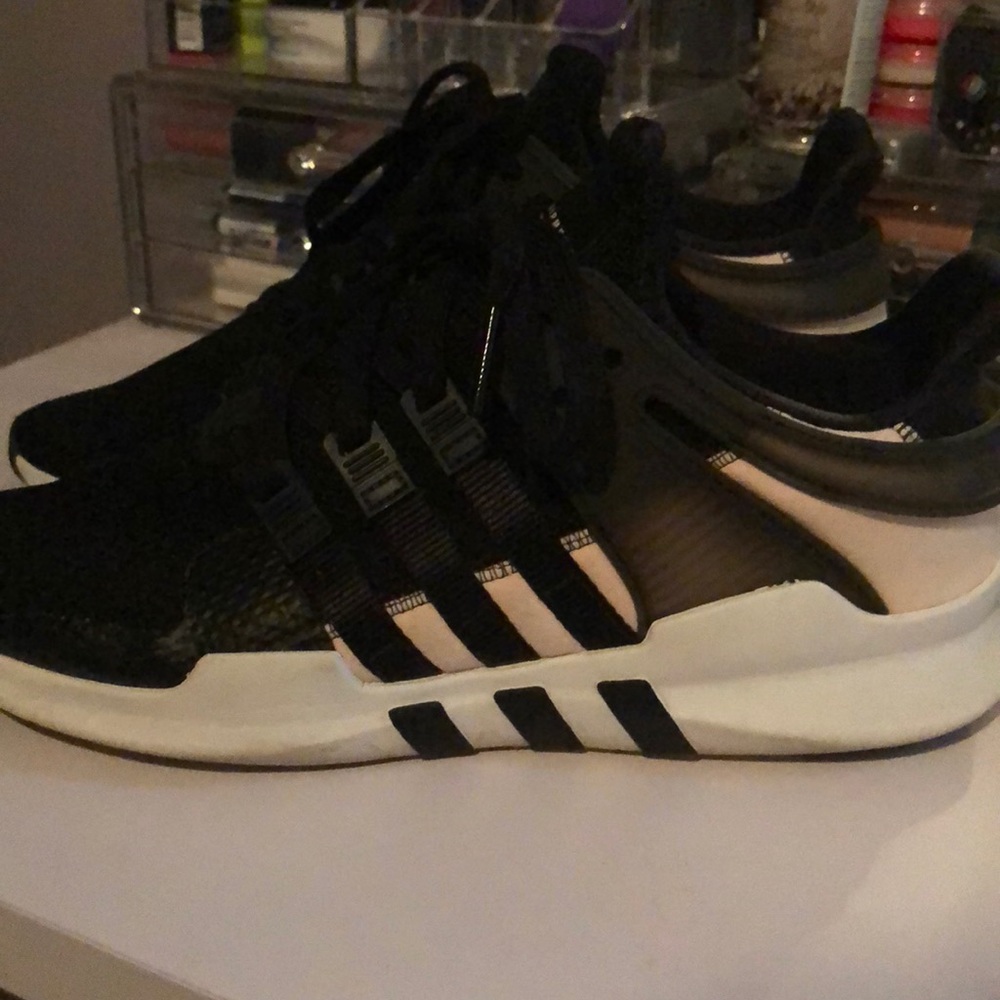 Adidas Sneakers